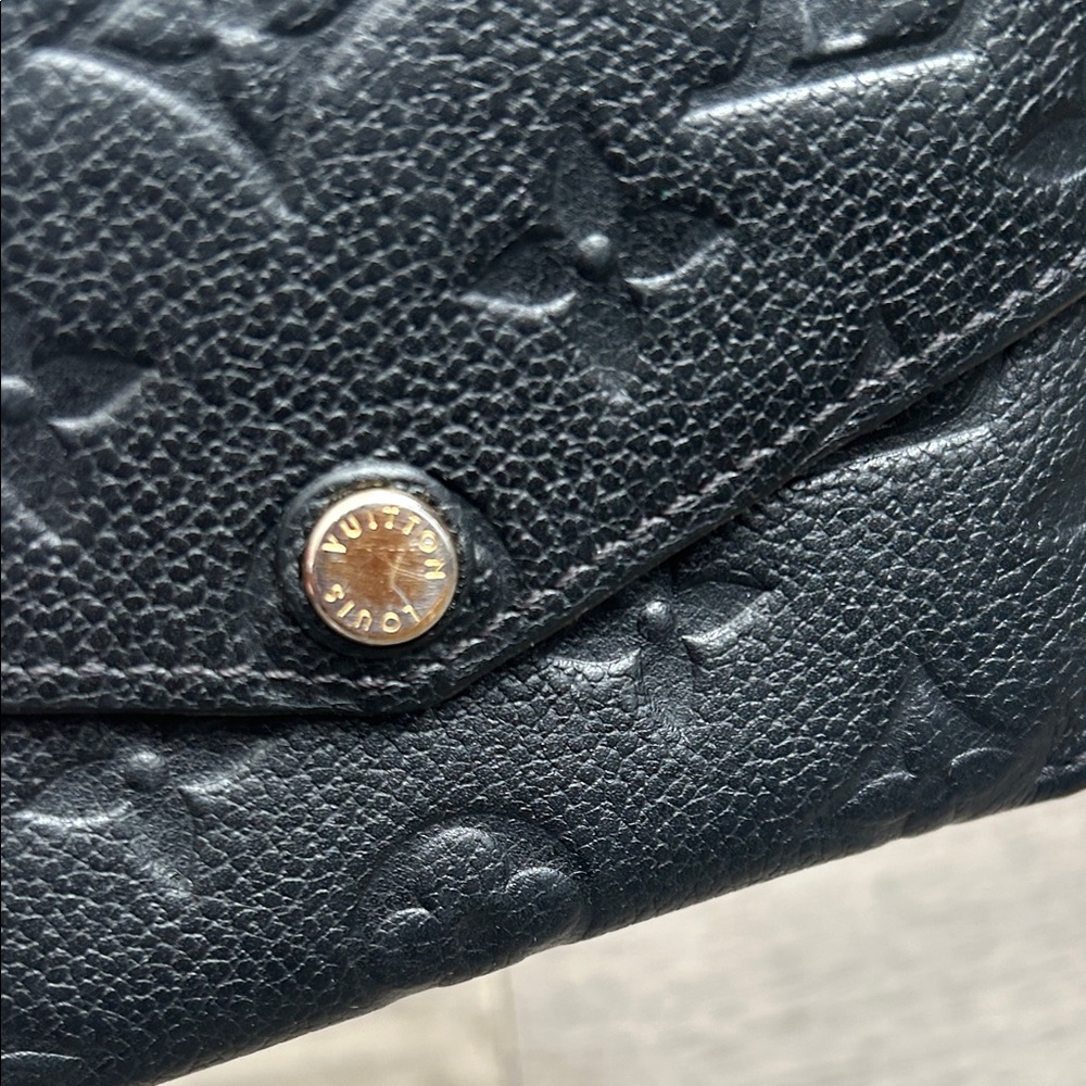 Louis Vuitton Black Monogram Pouch with Gold Clip 100% Authentic! - Picture 3 of 10